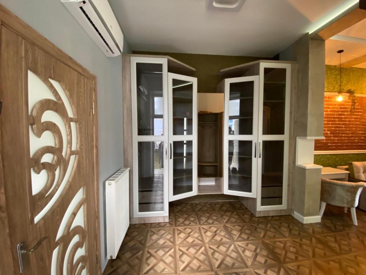 Apartment On Balabana Street Lviv Ngoại thất bức ảnh